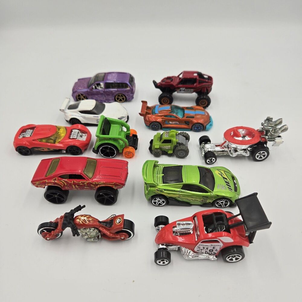 Hot Wheels Lot of 12 Loose Cars Pre-Owned Retired And Rares Matchbox & Others